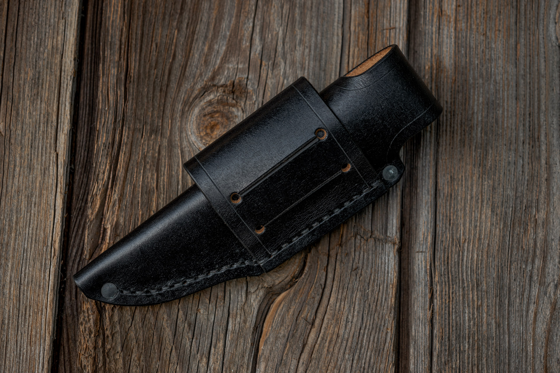 HuntersLittleKnivesWEB-14.jpg